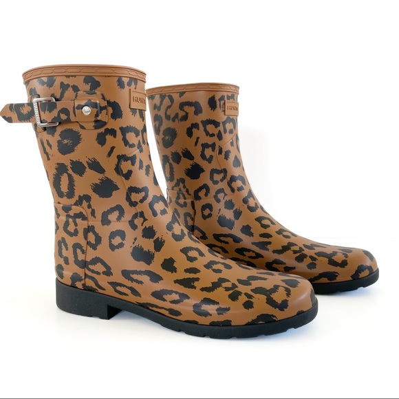 Hunter Original Leopard Print Refined Short Rain Boots in Size 10 - Picture 2 of 16